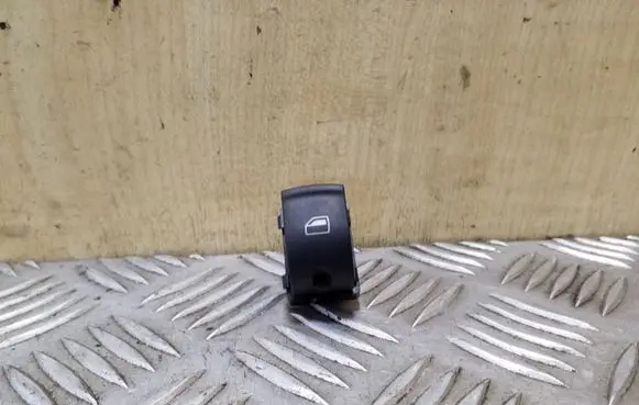Audi A3 S3 8P Electric window control switch 4F0959855