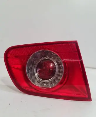 Volkswagen PASSAT B6 Tailgate rear/tail lights 272001