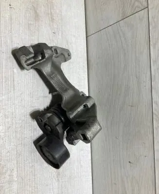 Nissan Micra K14 Generator/alternator bracket 117104394r