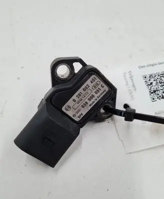 Volkswagen Touareg I Air pressure sensor 038906051C 0281002401
