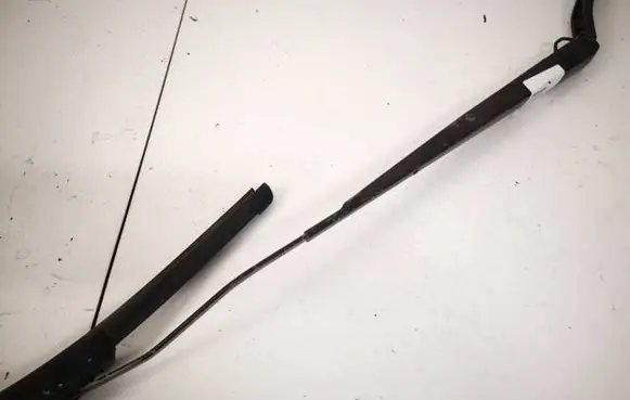KIA Sorento Front wiper blade arm