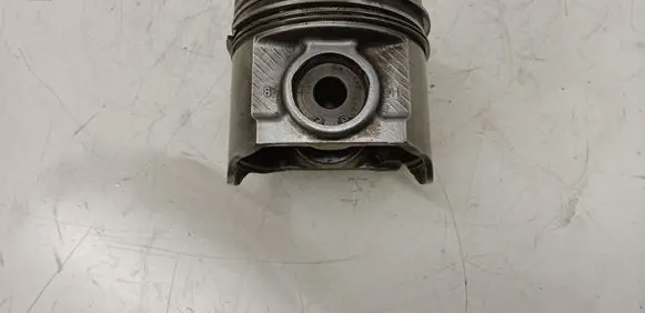 Piston