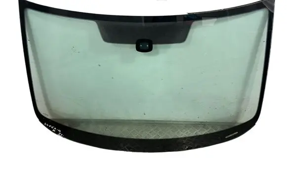Skoda Superb B6 (3T) Front windscreen/windshield window 43R000305 DOT83M50AS1