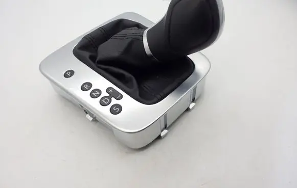 Volkswagen Tiguan Gear shifter/selector 5N1713203AD