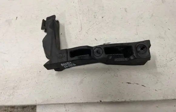 Audi A4 S4 B8 8K Fender foam support/seal 8K0823721