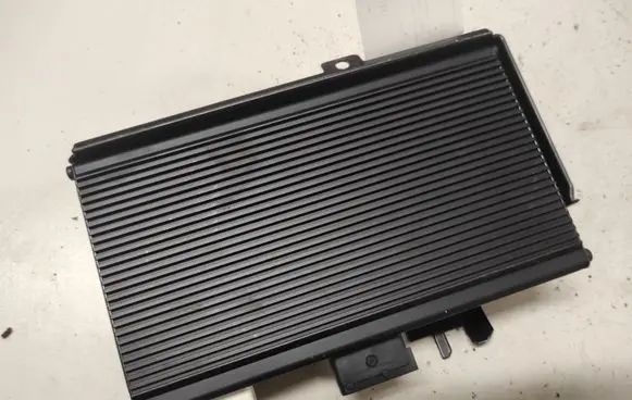 Peugeot 407 Sound amplifier 9653555980 HS6408