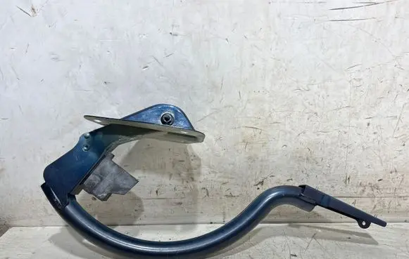 Peugeot 508 Tailgate/trunk/boot hinge 9686632080