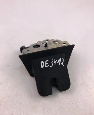 Audi A3 S3 8V Tailgate/trunk/boot lock/catch/latch 8R0827505