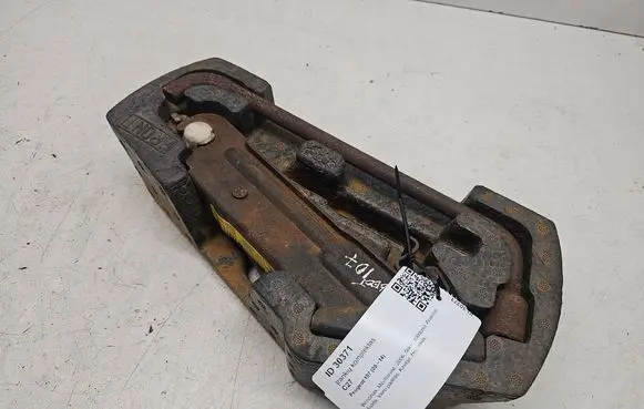 Peugeot 107 Tool set 243967