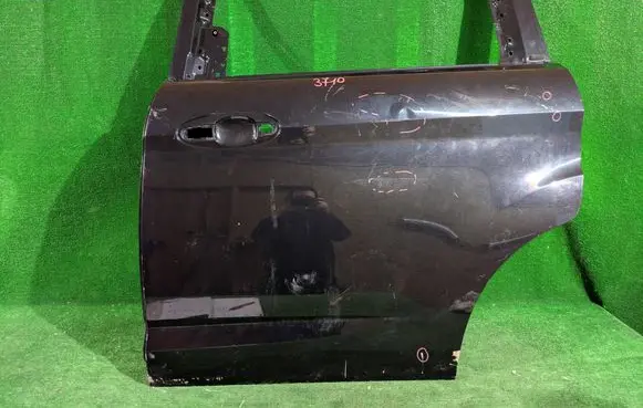 Ford C-MAX II Rear door