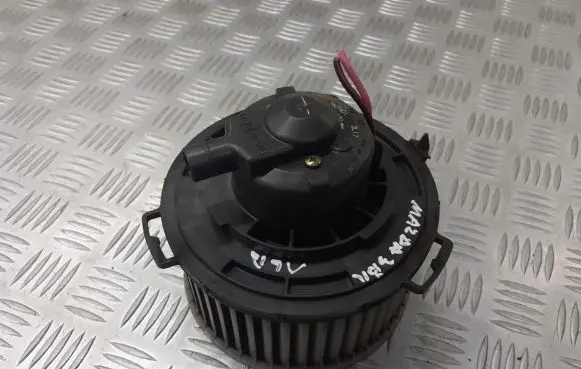 Mazda 3 I Front door blower motor 894000-0270
