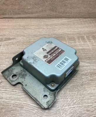 Nissan X-Trail T30 Torque split ecu control unit/module 41650EQ070 A68000U06
