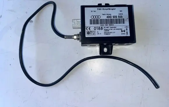 Audi A8 S8 D2 4D Auxiliary heating control unit/module 4D0909509