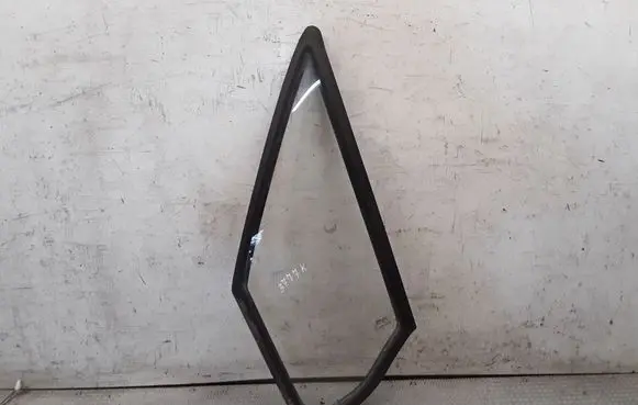 Fiat Ducato Front door vent window glass four-door 