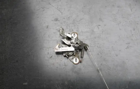 Citroen Jumpy Engine bonnet/hood lock/catch 9655142880