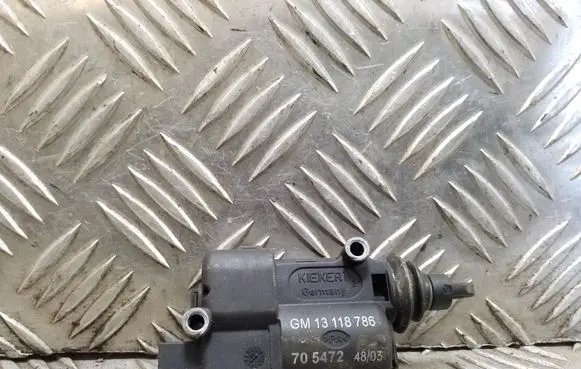 Opel Zafira A Central locking motor 705472