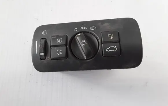 Volvo V70 Light switch 30739414