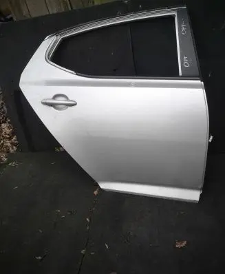 KIA Optima Rear door