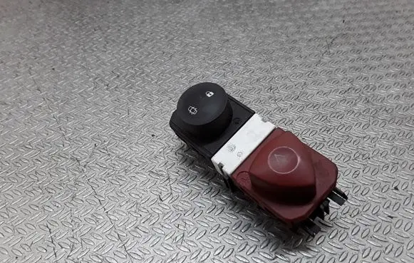 Renault Megane II Hazard light switch 8200095493