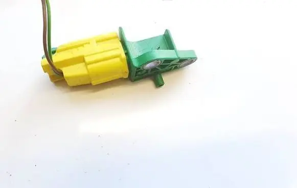 Volkswagen Golf Plus Airbag deployment crash/impact sensor 5M0909606