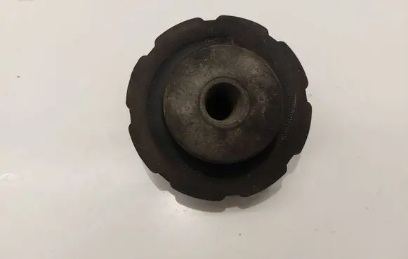 Audi A4 S4 B8 8K Rear coil spring rubber mount 8K0512149
