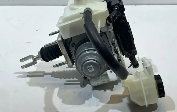 Mazda CX-30 ABS Pump 