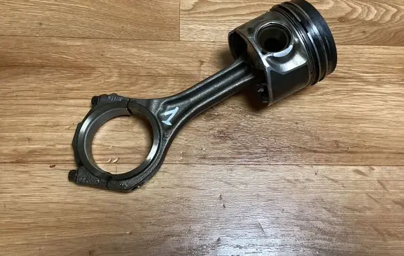 Audi A6 S6 C6 4F Piston with connecting rod 059AB