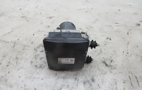 Audi A8 S8 D4 4H ABS Pump 4H0907379B
