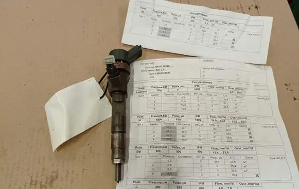 Renault Laguna II Fuel injector 8200389369 0445110230 A18WCF