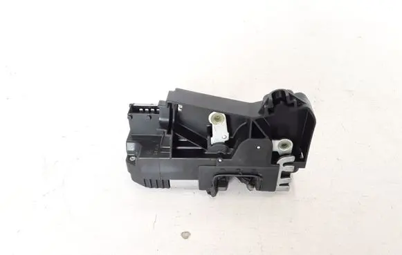 Renault Trafic II (X83) Front door lock