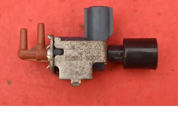 Toyota Auris 150 Vacuum valve 2586030070