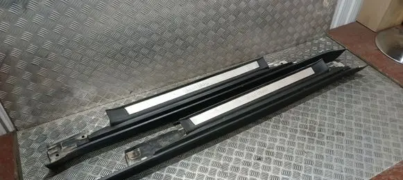 Mini One - Cooper R57 Sill