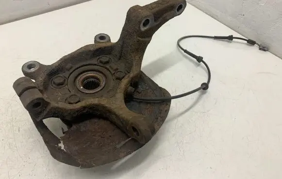 Nissan Qashqai Front wheel hub spindle knuckle 40014JD040