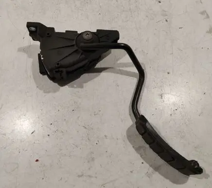 Renault Vel Satis Accelerator throttle pedal 8200004938