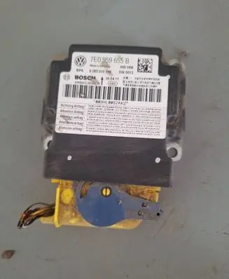Volkswagen Caddy Airbag control unit/module 7E0959655B