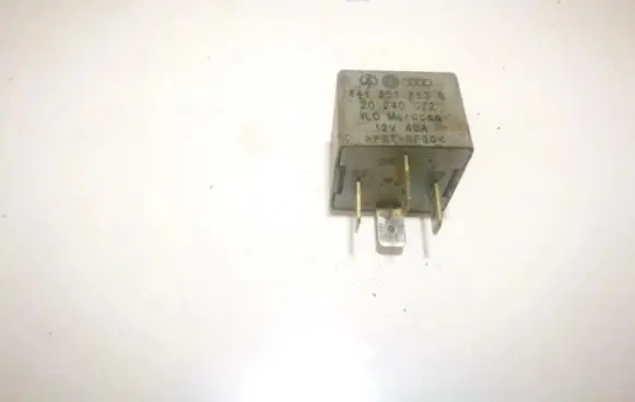 Volkswagen PASSAT B3 Other relay 141951253 20240072