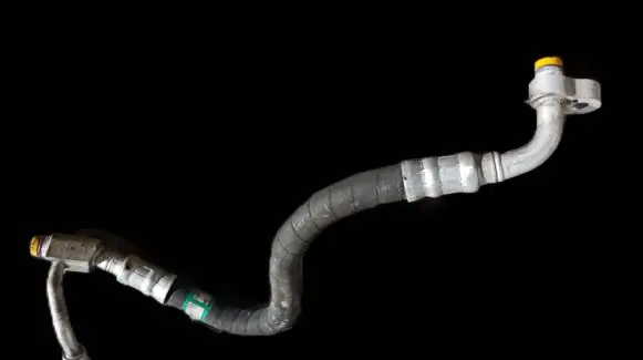 BMW X3 E83 Air conditioning (A/C) pipe/hose 64533415556