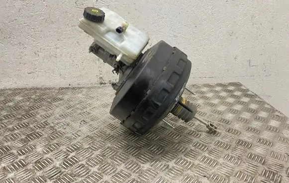 Opel Movano B Master brake cylinder 472100453R