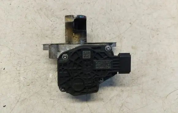 Mercedes-Benz A W177 EGR valve 147101246r