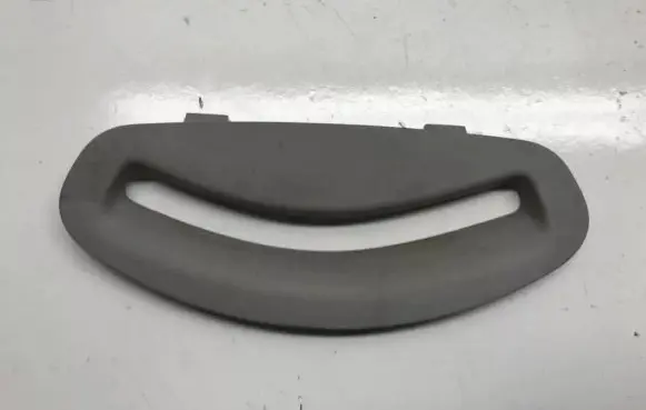 KIA Sportage Seat belt trim 