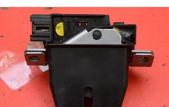 Ford Mondeo MK IV Tailgate/trunk/boot lock/catch/latch DS7AN442A66AB