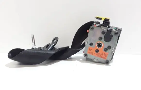 Audi TT TTS Mk2 Front seatbelt 8J8857796 5021F4C21Z