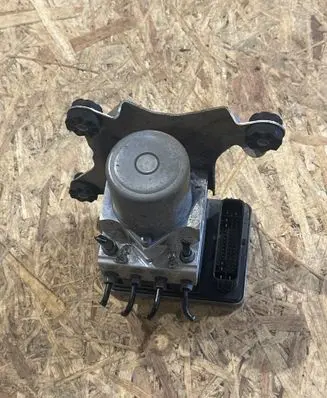 BMW 5 G30 G31 ABS Pump 6892279 54088108A 6892280