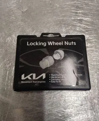 KIA Niro Anti-theft wheel nuts and lock LP490ADU01