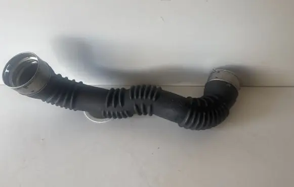 Mercedes-Benz B W246 W242 Intercooler hose/pipe A2465200101