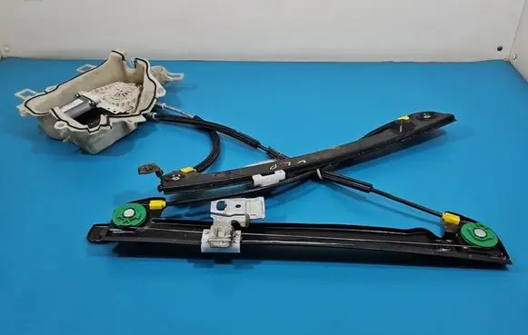 Seat Altea Front door window regulator with motor 5P0837401N IMPRK1531718