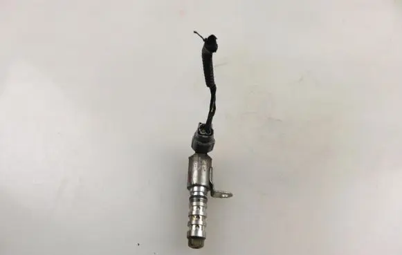 Nissan Qashqai Camshaft vanos timing valve 