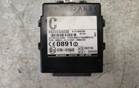 Subaru Impreza II Immobilizer control unit/module 88205SA030