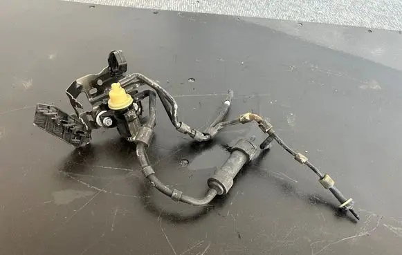 Volkswagen Golf VII Turbo solenoid valve 04L131051F 30102017 TRKRS01S