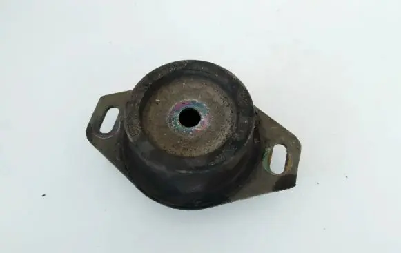 Citroen Xsara Picasso Engine mount bracket
